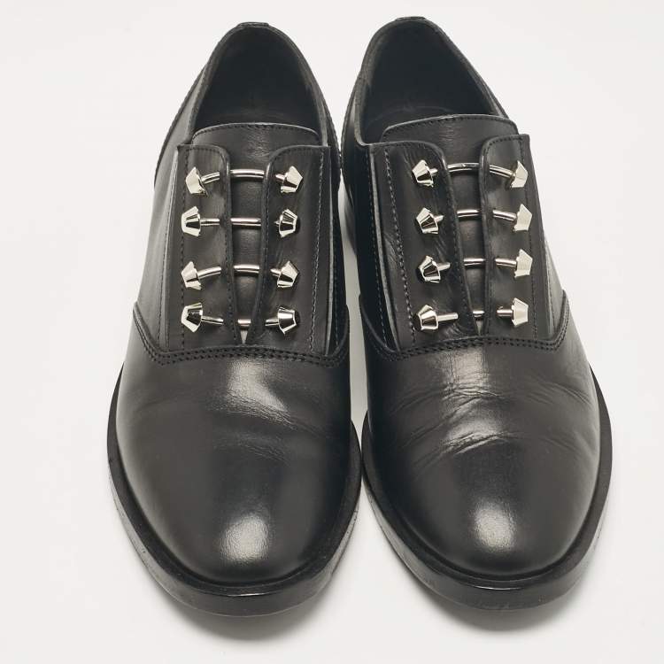 Pre Owned Balenciaga Black Leather Studded Oxfords Size 37