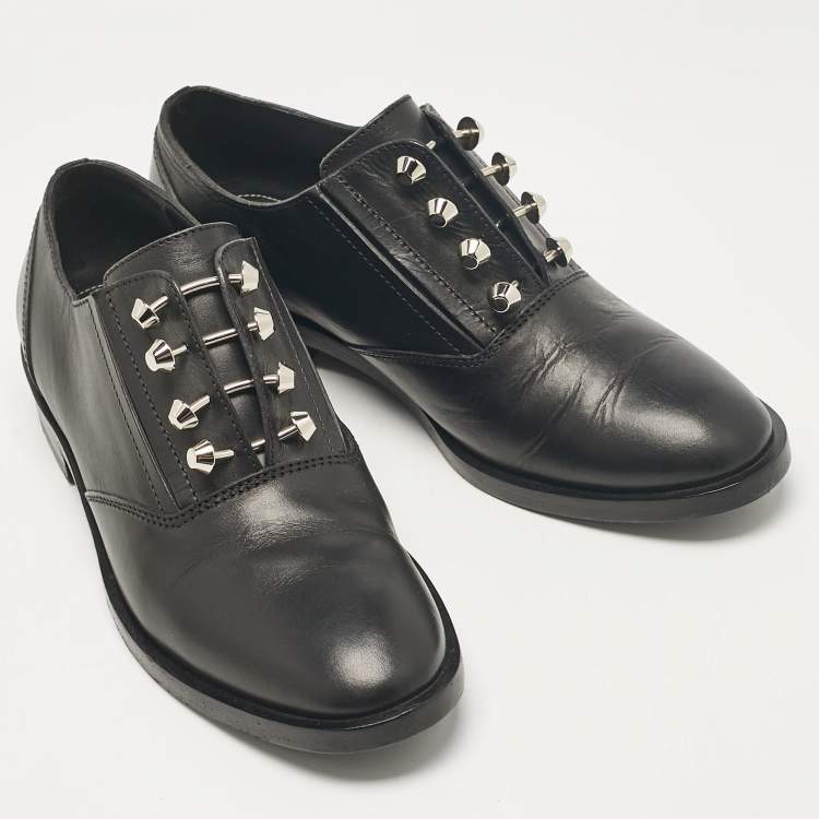 Pre Owned Balenciaga Black Leather Studded Oxfords Size 37