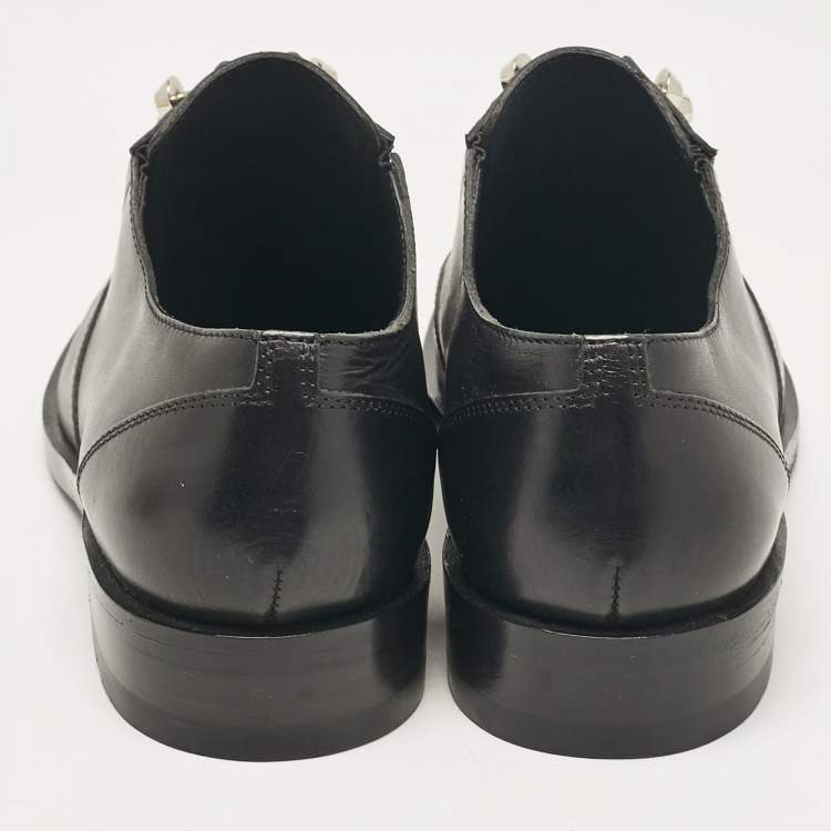 Pre Owned Balenciaga Black Leather Studded Oxfords Size 37