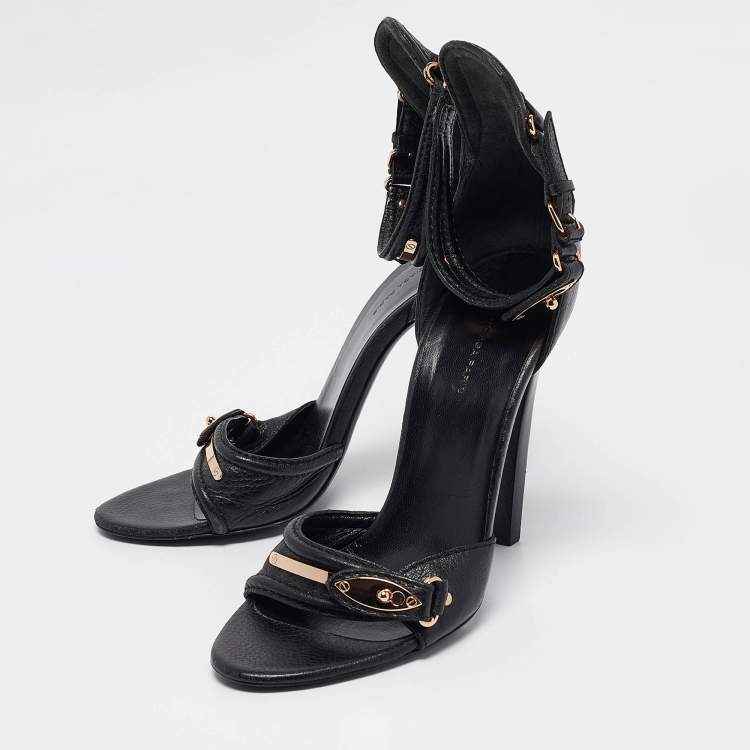 مملوكة مسبقًا Balenciaga Black Leather Buckle Detail Ankle Strap Sandals Size 39
