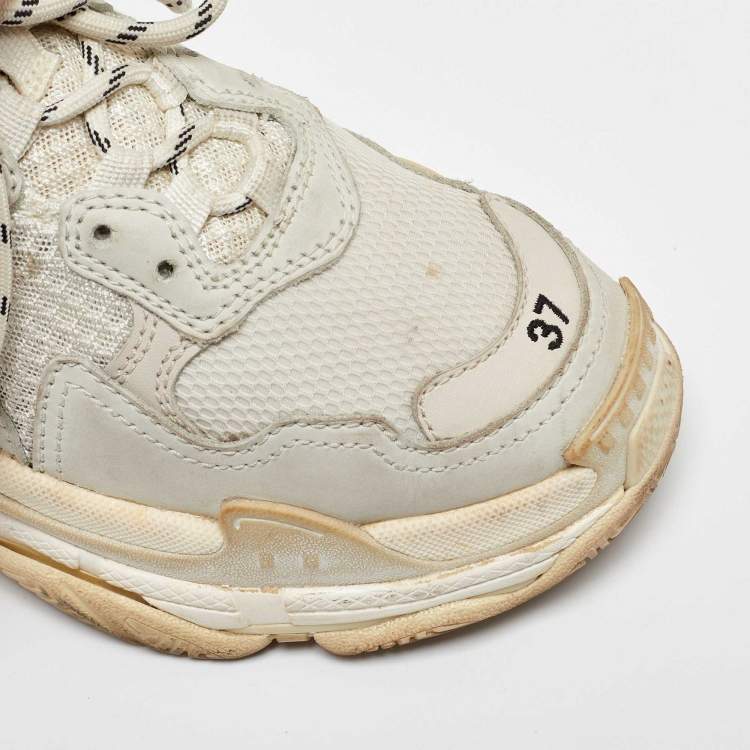 Pre Owned Balenciaga White/Grey Faux Leather and Mesh Triple S Sneakers Size 37