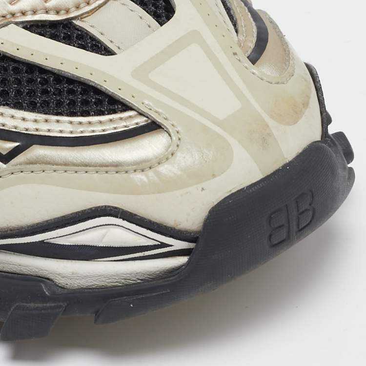 Pre Owned Balenciaga White/Black Faux Leather and Mesh Track 2 Sneakers Size 39