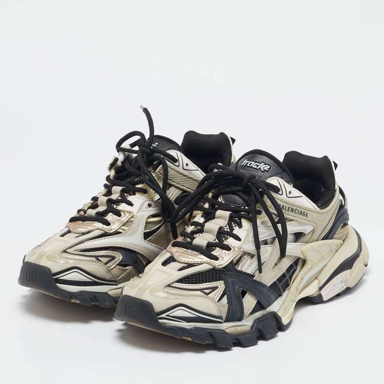 Pre Owned Balenciaga White/Black Faux Leather and Mesh Track 2 Sneakers Size 39