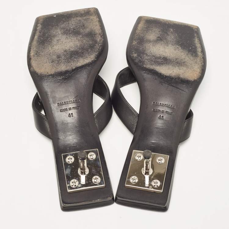 Pre Owned Balenciaga Black Leather Thong Slide Sandals Size 41