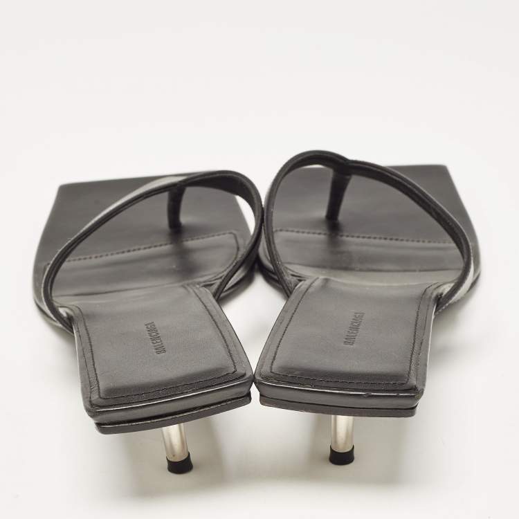 Pre Owned Balenciaga Black Leather Thong Slide Sandals Size 41