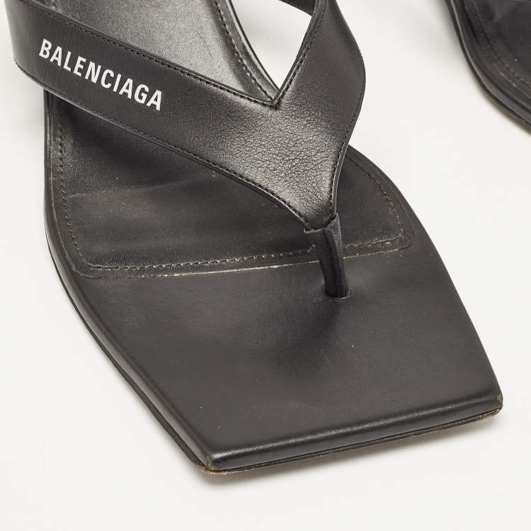 Pre Owned Balenciaga Black Leather Thong Slide Sandals Size 41