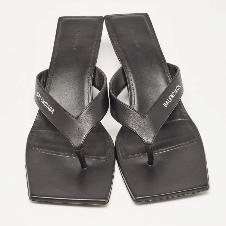 Pre Owned Balenciaga Black Leather Thong Slide Sandals Size 41