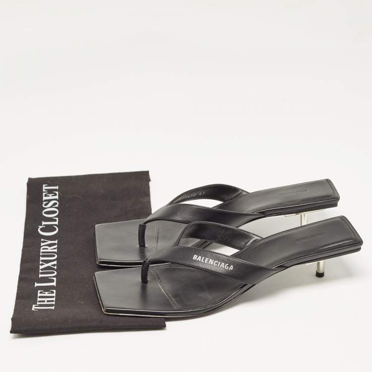 Pre Owned Balenciaga Black Leather Thong Slide Sandals Size 41