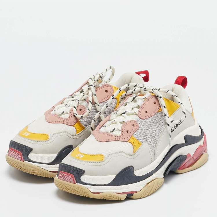 مملوكة مسبقًا Balenciaga Multicolor Faux Leather and Mesh Triple S All Over Logo Lace Up Sneakers Size 39