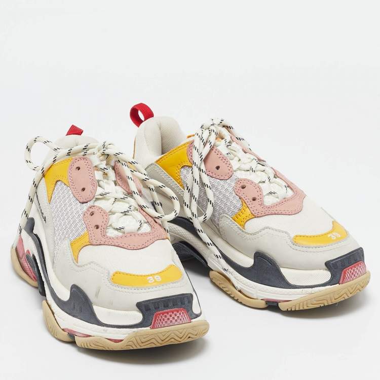 مملوكة مسبقًا Balenciaga Multicolor Faux Leather and Mesh Triple S All Over Logo Lace Up Sneakers Size 39