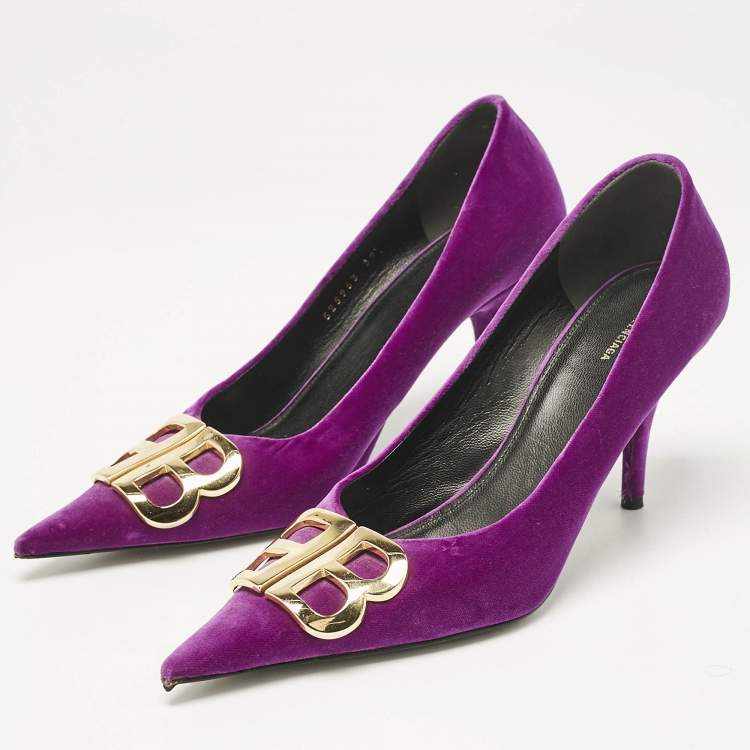 Pre Owned Balenciaga Purple Velvet Pointed Toe BB  Pumps Size 39