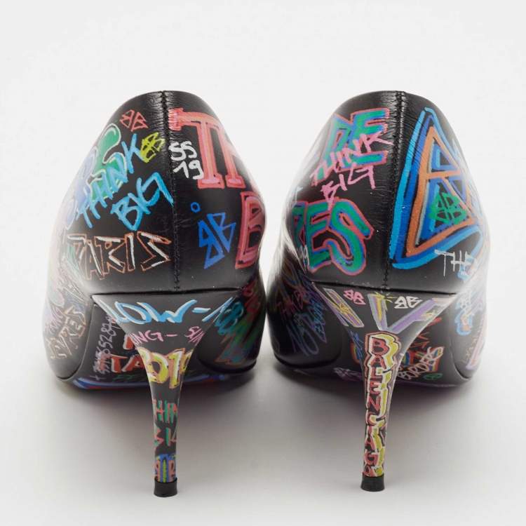 Pre Owned Balenciaga Black Leather Graffiti Print BB Pointed Toe Pumps Size 39
