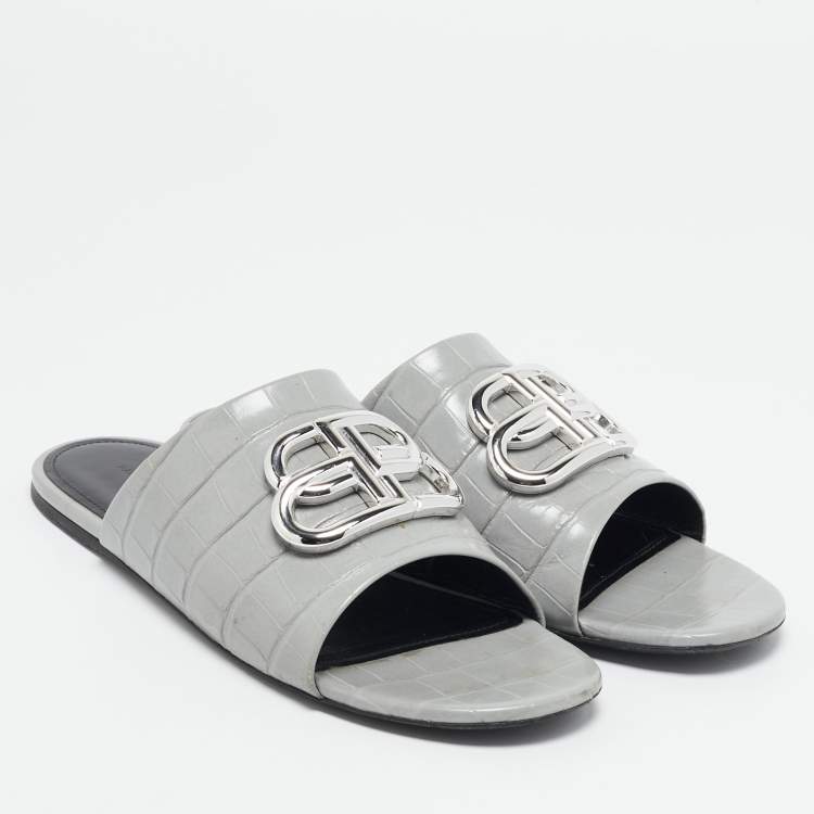 Pre Owned Balenciaga Grey Croc Embossed Leather BB Slide Flats Size 39