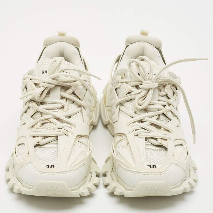 مملوكة مسبقًا Balenciaga White  Mesh and Faux Leather Track Sneakers Size 38
