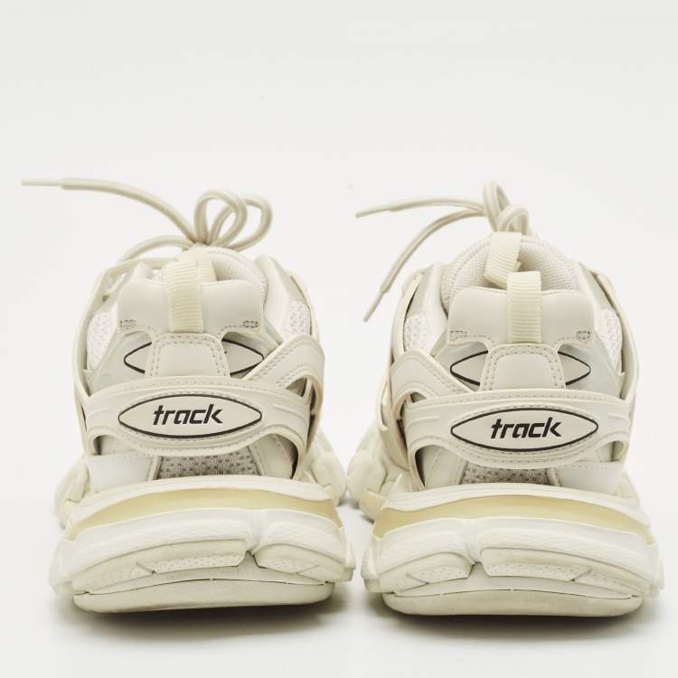 مملوكة مسبقًا Balenciaga White  Mesh and Faux Leather Track Sneakers Size 38