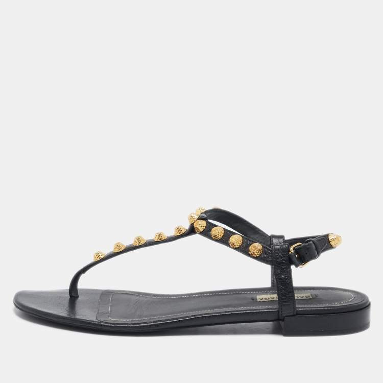 Pre Owned Balenciaga Black Leather Arena Thong Flats Size 39.5