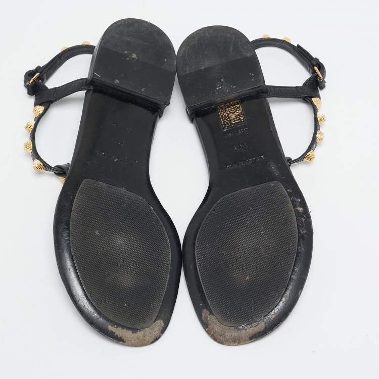 Pre Owned Balenciaga Black Leather Arena Thong Flats Size 39.5