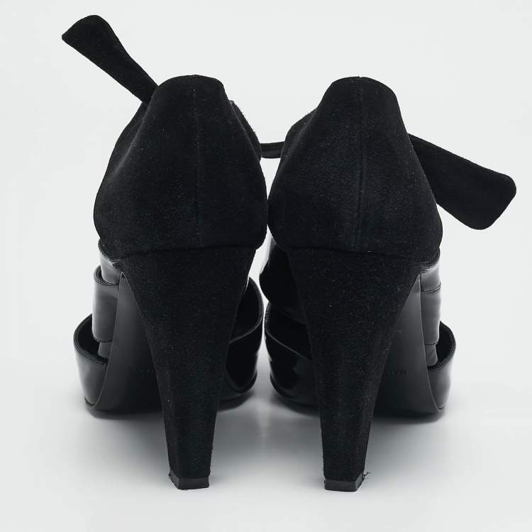 Pre Owned Balenciaga Black Patent Leather and Suede Cut Out Pumps Size 38.5