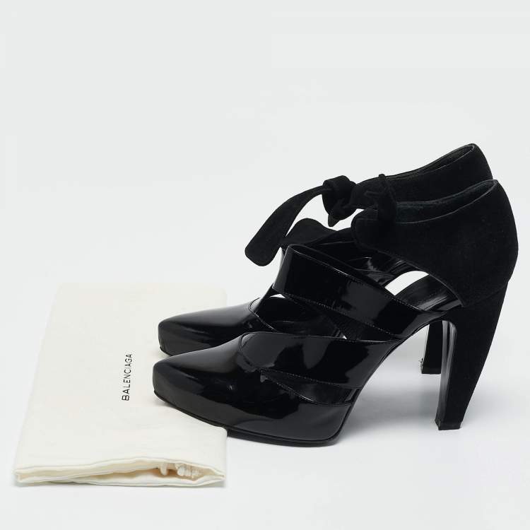 Pre Owned Balenciaga Black Patent Leather and Suede Cut Out Pumps Size 38.5