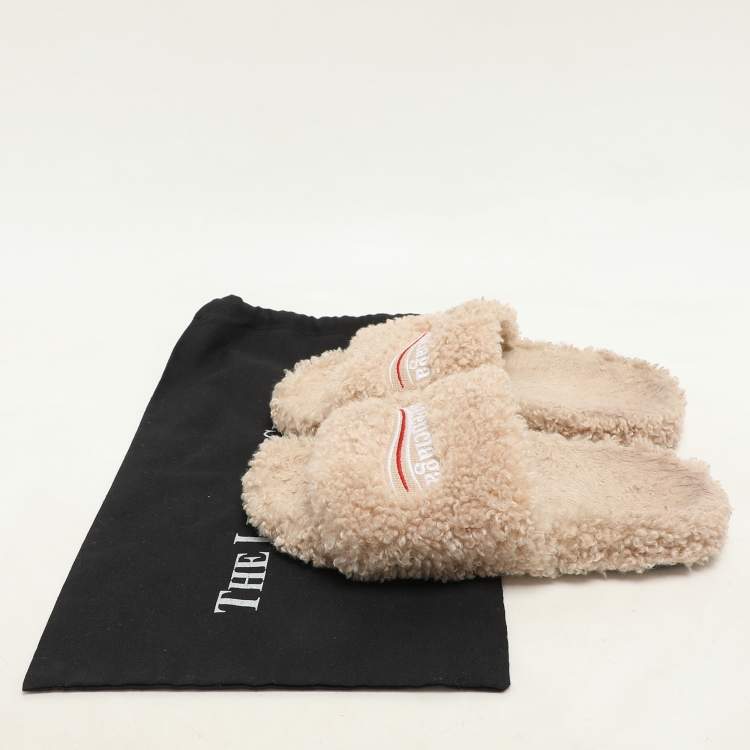 Pre Owned Balenciaga Beige Faux Fur Fury Slide Sandals Size 37
