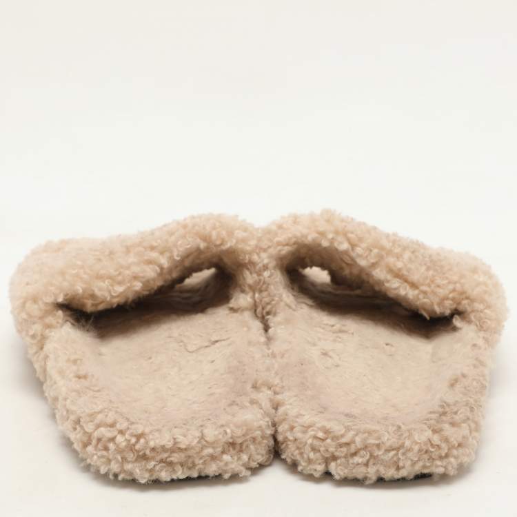 Pre Owned Balenciaga Beige Faux Fur Fury Slide Sandals Size 37
