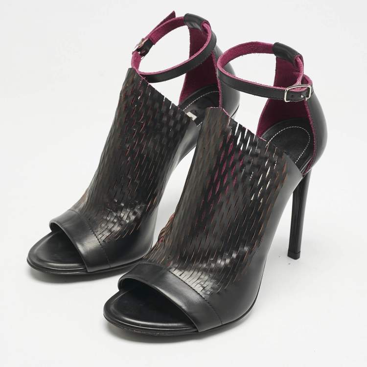 Pre Owned Balenciaga Black/Pink Lasercuts Leather Glove  Sandals Size 37