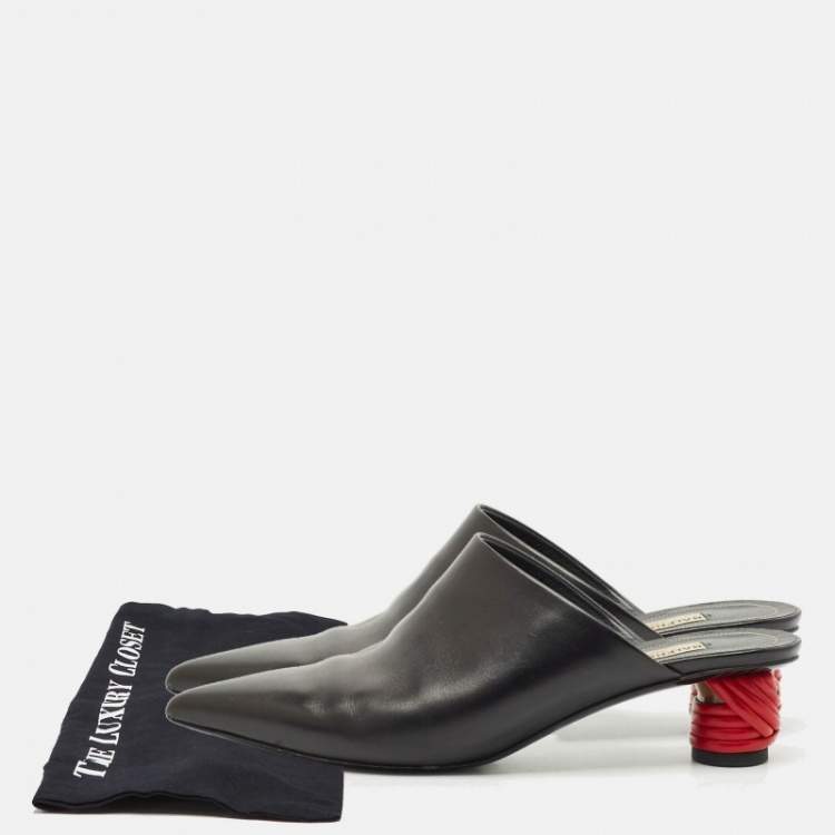 Pre Owned Balenciaga Black Leather Bistrot Mules Size 38