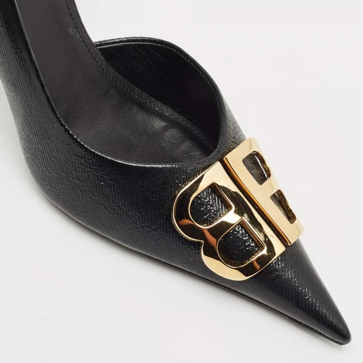 مملوكة مسبقًا Balenciaga Black Coated Fabric BB Knife Pumps Size 41