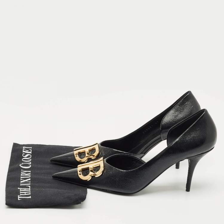 مملوكة مسبقًا Balenciaga Black Coated Fabric BB Knife Pumps Size 41