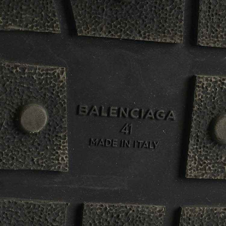 Pre Owned Balenciaga Grey/Silver Mesh And Leather Race Runner Sneakers Size 41