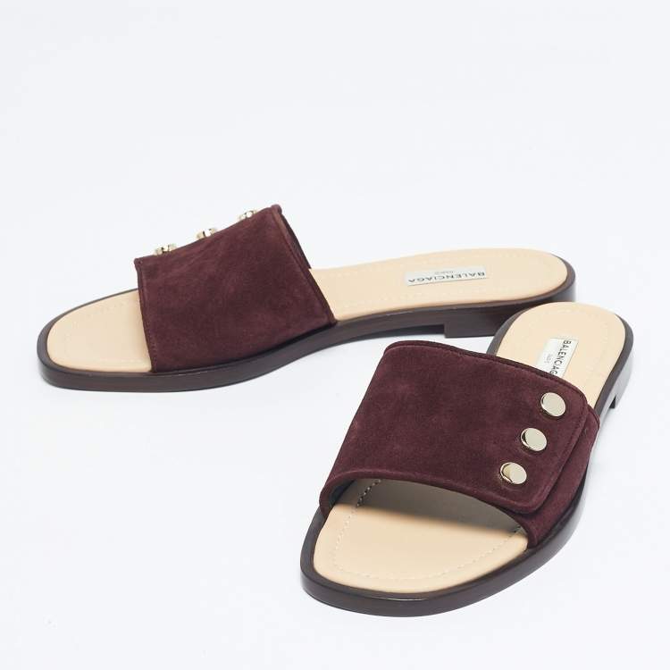 Pre Owned Balenciaga Burgundy Suede Studded Slide Flats Size 39