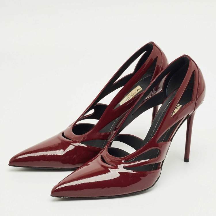 Pre Owned Balenciaga Burgundy Patent Leather Cut Out Pointed Toe Pumps Size 38