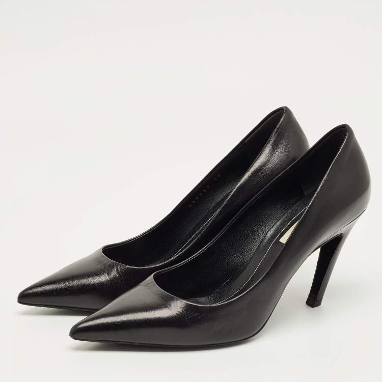 Pre Owned Balenciaga Black Leather Knife Pumps Size 38