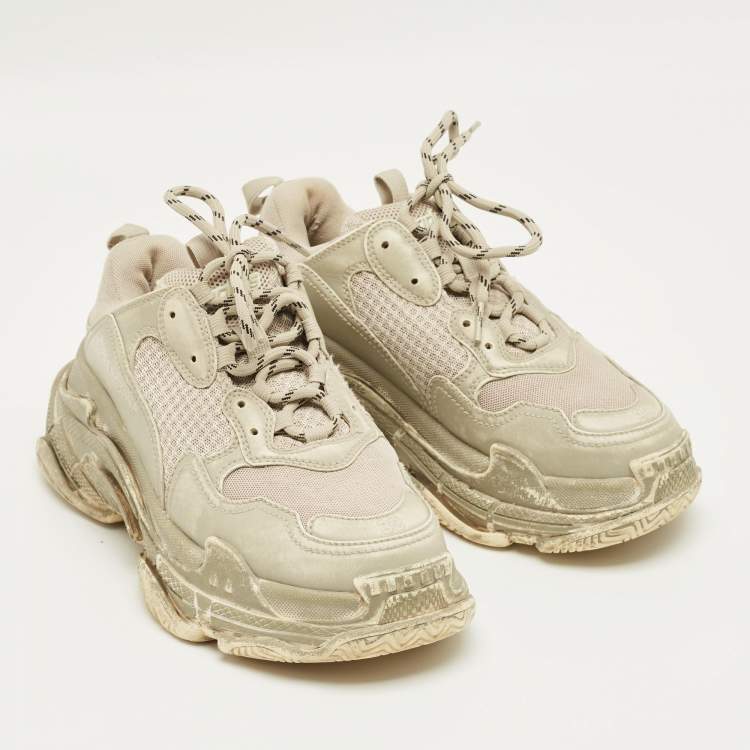 Pre Owned Balenciaga Grey Leather and Mesh Triple S Lace Up Sneakers Size 39