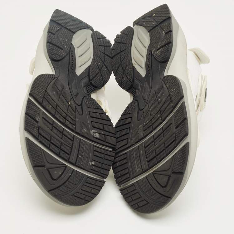 Pre Owned Balenciaga White Fabric Touristic Flat Sandals Size 41