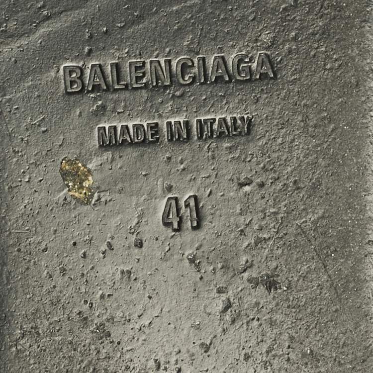 Pre Owned Balenciaga Black Leather Cosy BB Flat Mules Size 41