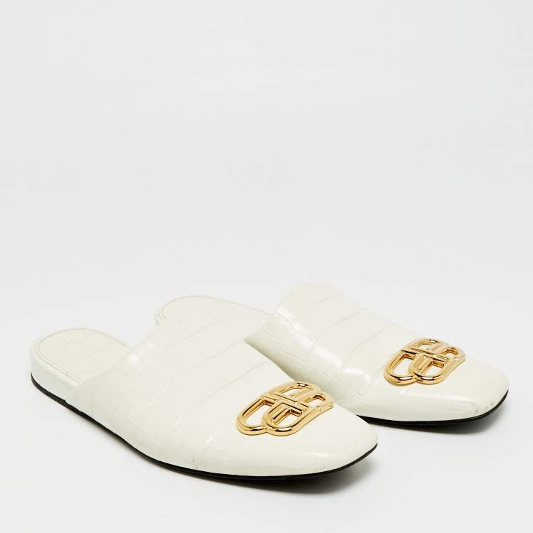 Pre Owned Balenciaga Cream Croc Embossed Leather Cosy BB Flat Mules Size 38