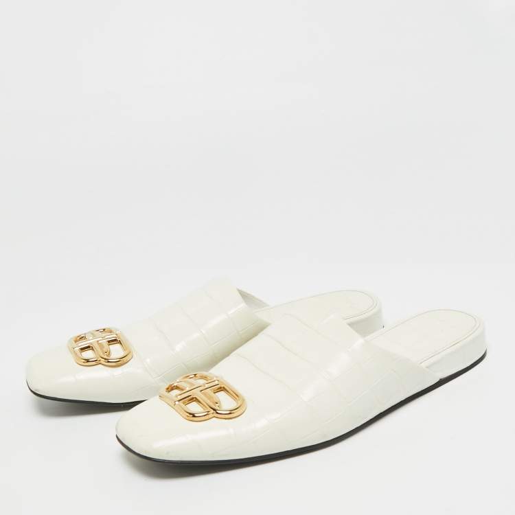Pre Owned Balenciaga Cream Croc Embossed Leather Cosy BB Flat Mules Size 38