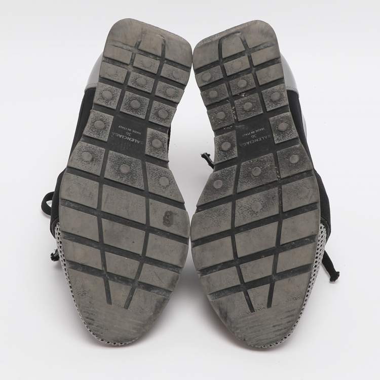 Pre Owned Balenciaga Race Runner Size 36 Grey/Black Leather and Mesh Low Top Sneakers