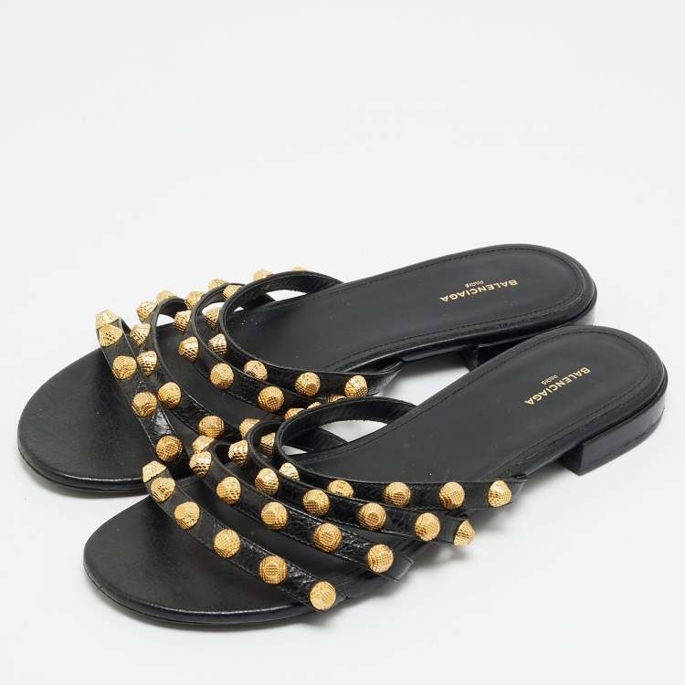 Pre Owned Balenciaga Arena Size 39 Black Leather Studded Flat Slide