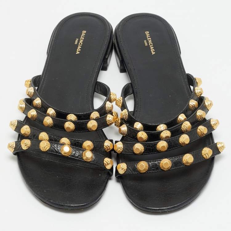 Pre Owned Balenciaga Arena Size 39 Black Leather Studded Flat Slide