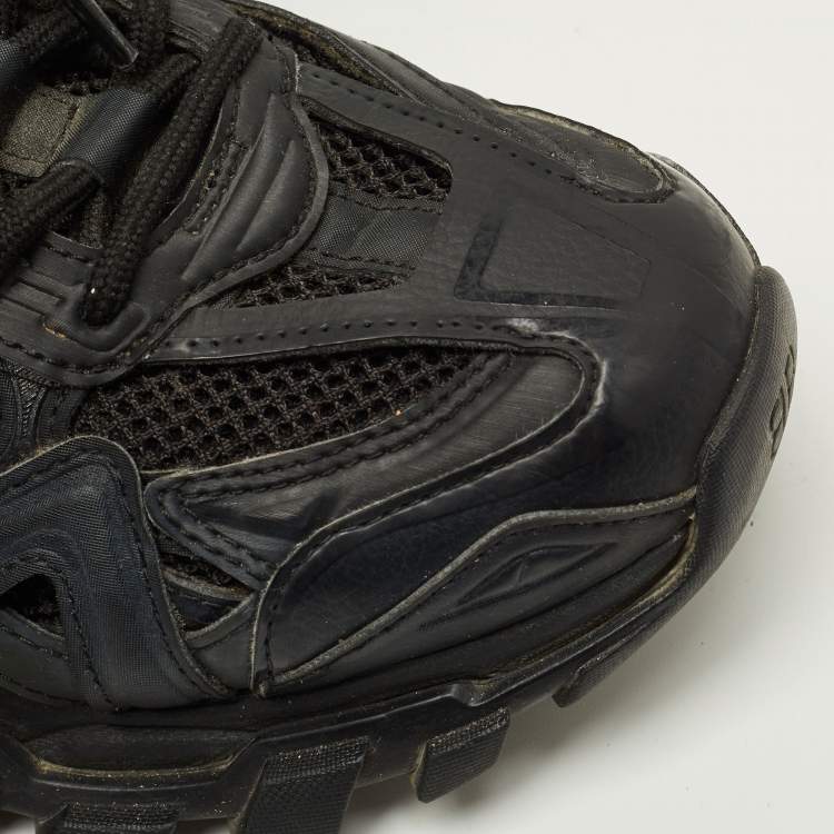 Pre Owned Balenciaga Track Size 39 Black Mesh and Rubber Lace Up Sneakers
