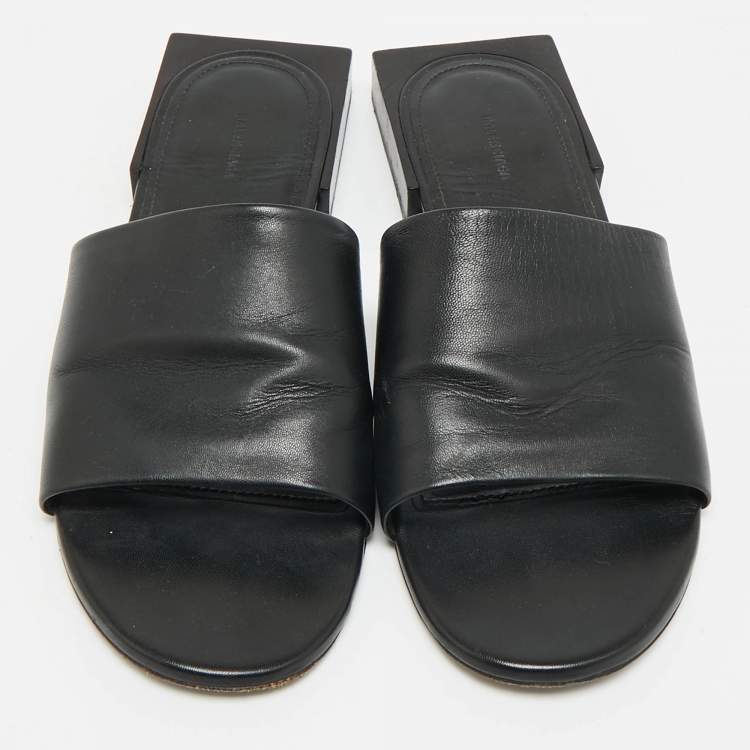 Pre Owned Balenciaga Box Size 37 Black Leather Flat Slides