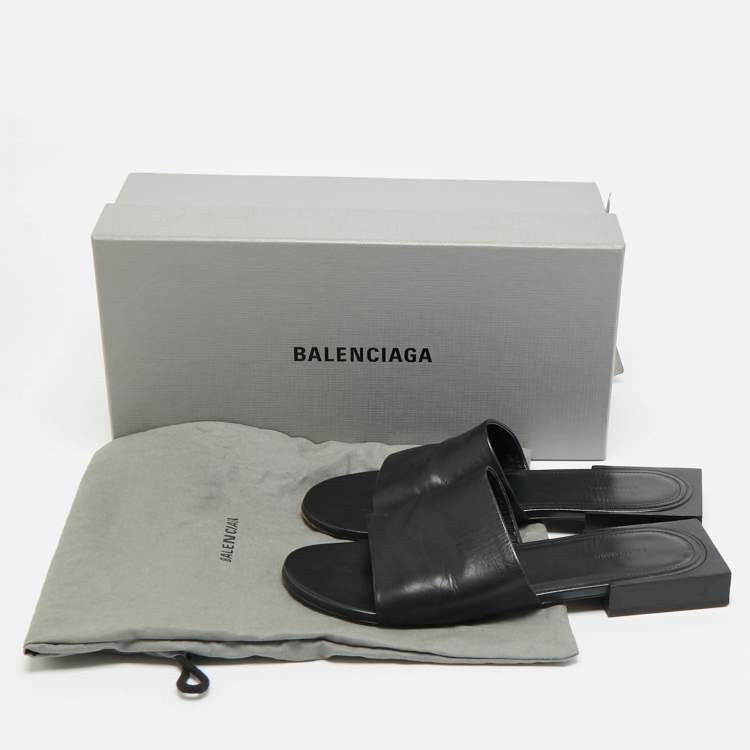 Pre Owned Balenciaga Box Size 37 Black Leather Flat Slides