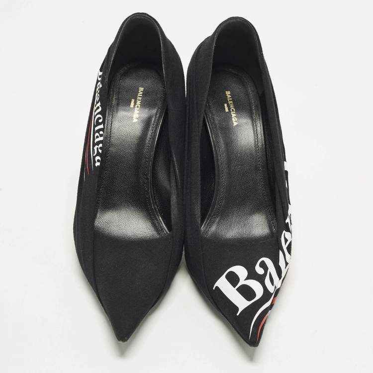 مملوكة مسبقًا Balenciaga Knife Size 38 Black Logo Print Fabric Pumps