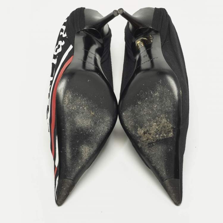 مملوكة مسبقًا Balenciaga Knife Size 38 Black Logo Print Fabric Pumps