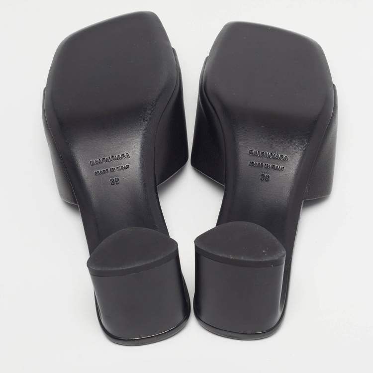 Pre Owned Balenciaga Duty Free Size 39 Black Leather Slide Sandals