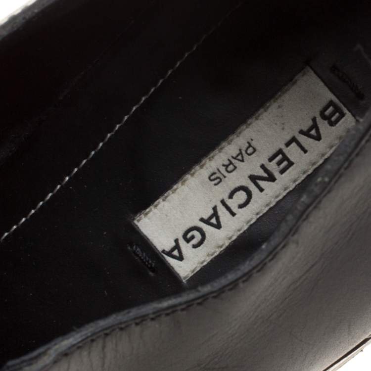 Pre Owned Balenciaga Black Leather Stud Embellished Oxfords Size 39.5