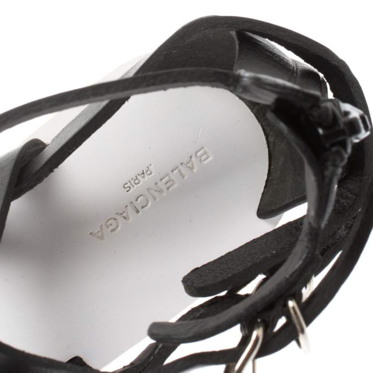 Pre Owned Balenciaga Black leather Gladiator Flat Sandals Size 35.5