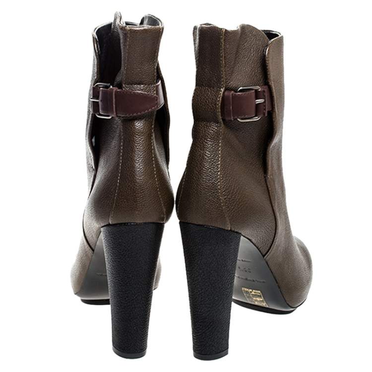 Pre Owned Balenciaga Brown/Black Textured Leather Block Heel Ankle Boots Size 38.5